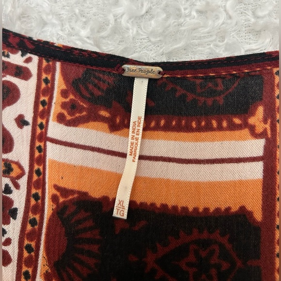 Free People Size XL Rosalie Bell Sleeve Faux Wrap Boho Top Coral Combo Blouse - Picture 10 of 16